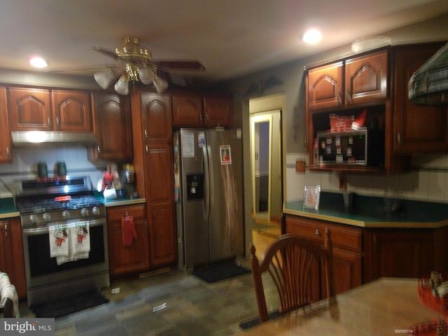 139 FAIRMOUNT AVE, Blackwood, NJ 08012