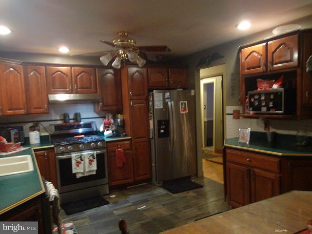 139 FAIRMOUNT AVE, Blackwood, NJ 08012