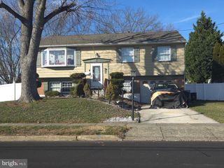 139 FAIRMOUNT AVE, Blackwood, NJ 08012