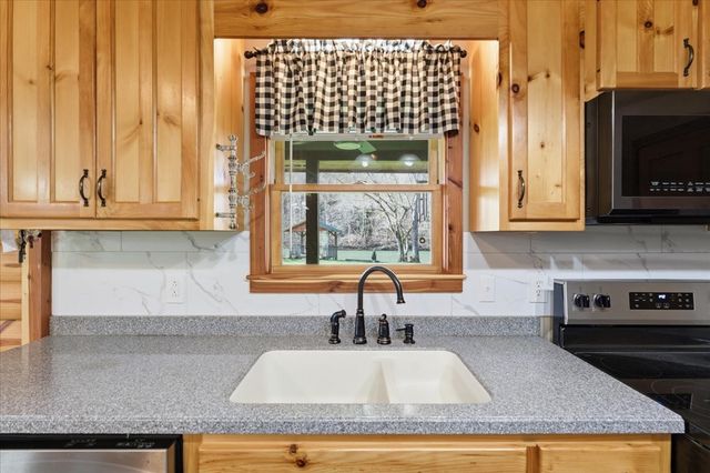 854 Holston Shores Dr, Rutledge, TN 37861