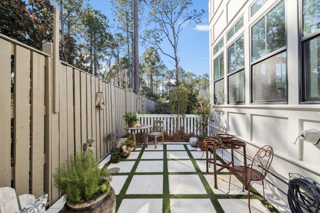 93 Eastern Lake Court, Santa Rosa Beach, FL 32459