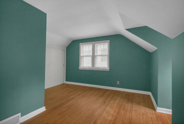 518 S. Lakeshore DRIVE, Fontana, WI 53125