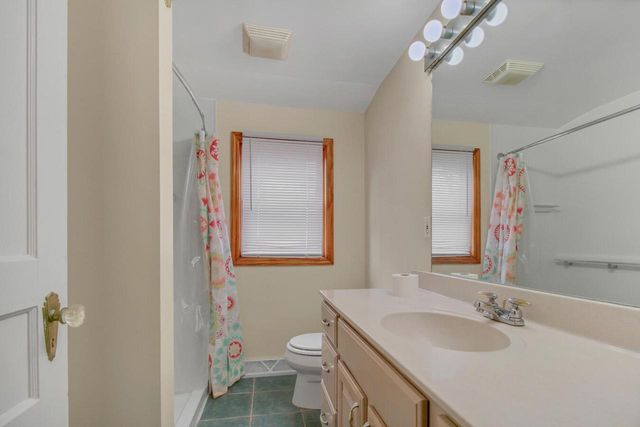 518 S. Lakeshore DRIVE, Fontana, WI 53125