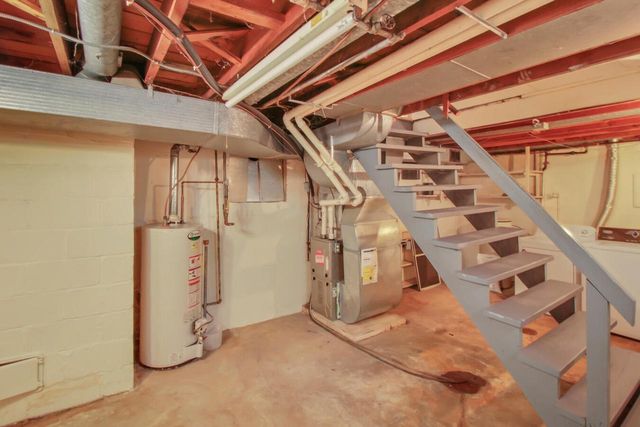 518 S. Lakeshore DRIVE, Fontana, WI 53125
