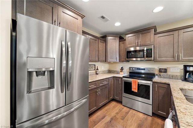 202 Oak Ridge Drive, Archdale, NC 27263