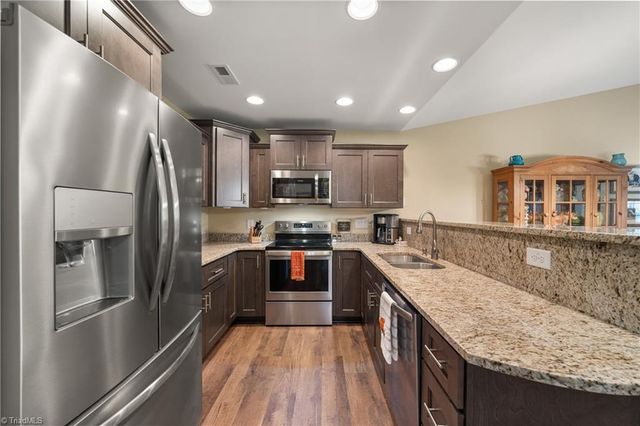 202 Oak Ridge Drive, Archdale, NC 27263