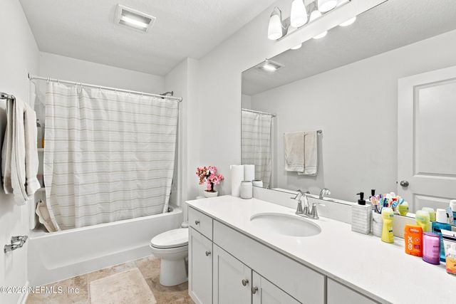 5012 BIG PINE Drive, Jacksonville, FL 32218
