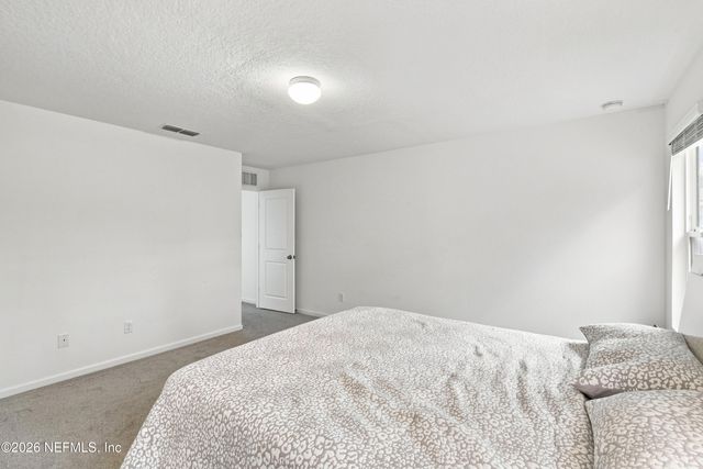 5012 BIG PINE Drive, Jacksonville, FL 32218