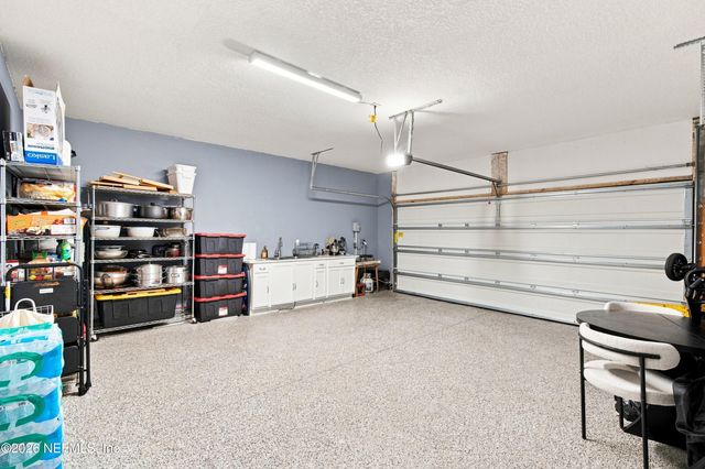 5012 BIG PINE Drive, Jacksonville, FL 32218
