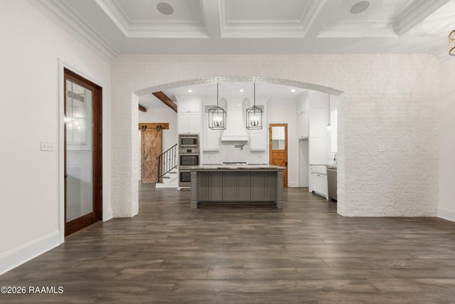 104 Mcarthur Court, Youngsville, LA 70592