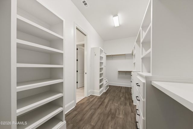 104 Mcarthur Court, Youngsville, LA 70592