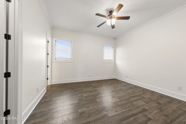 104 Mcarthur Court, Youngsville, LA 70592