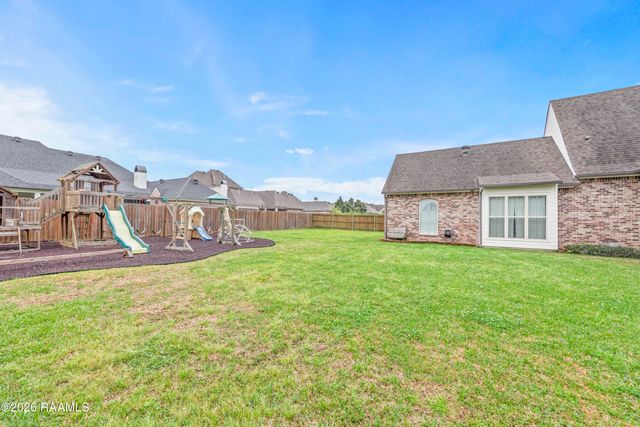 104 Mcarthur Court, Youngsville, LA 70592