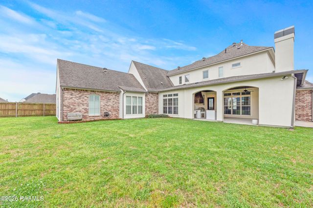 104 Mcarthur Court, Youngsville, LA 70592