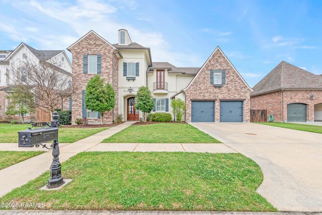 104 Mcarthur Court, Youngsville, LA 70592