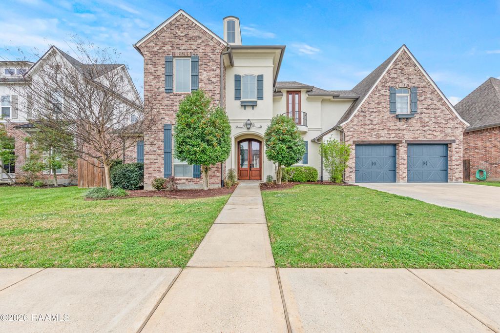 104 Mcarthur Court, Youngsville, LA 70592