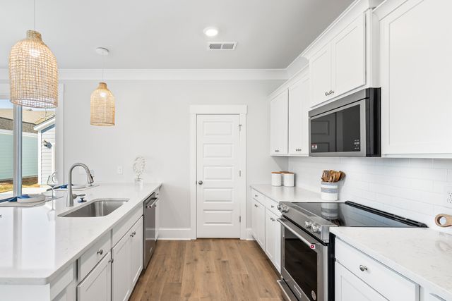 186 Castle Hill Road, Yemassee, SC 29945