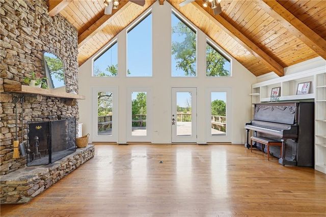 236 Butterfly Drive, Ranger, GA 30734