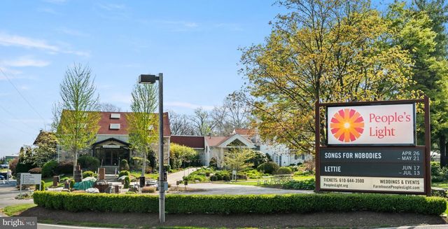 121 FOUR LEAF DR, Downingtown, PA 19335