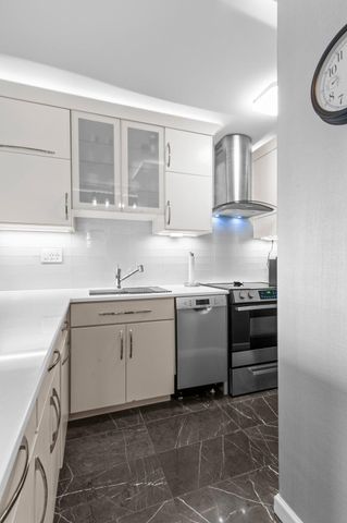 15 S 1st Street A1108, Minneapolis, MN 55401