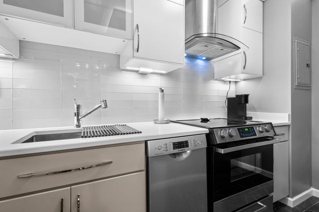 15 S 1st Street A1108, Minneapolis, MN 55401