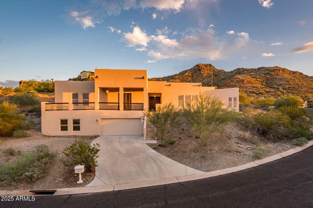 9219 N 16th Place, Phoenix, AZ 85020