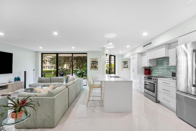 2778 S Ocean Boulevard 107s, Palm Beach, FL 33480