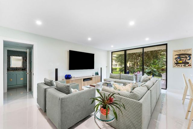 2778 S Ocean Boulevard 107s, Palm Beach, FL 33480