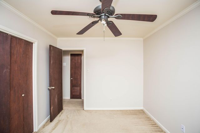 4932 9th Street, Lubbock, TX 79416