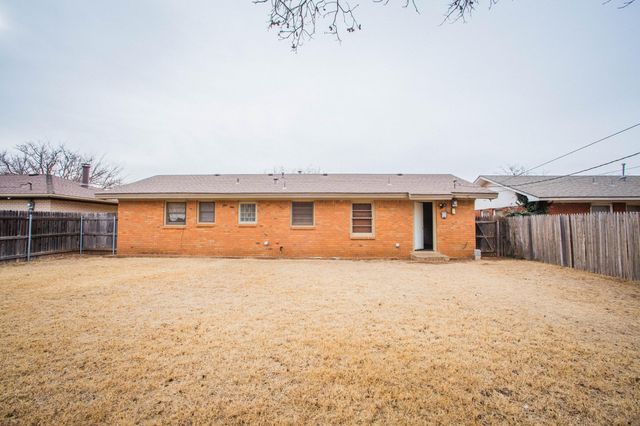 4932 9th Street, Lubbock, TX 79416