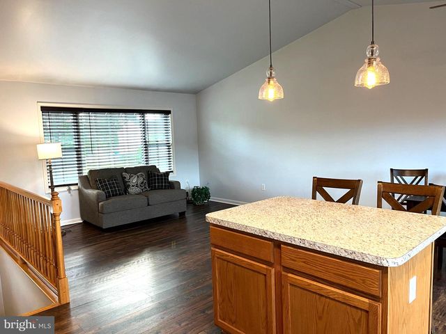 15932 HIBISCUS DR, Hagerstown, MD 21740