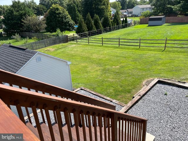 15932 HIBISCUS DR, Hagerstown, MD 21740