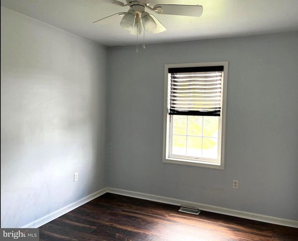 15932 HIBISCUS DR, Hagerstown, MD 21740