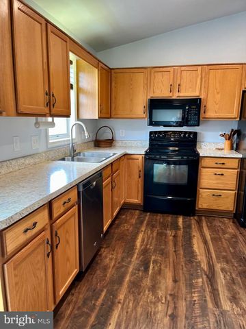 15932 HIBISCUS DR, Hagerstown, MD 21740