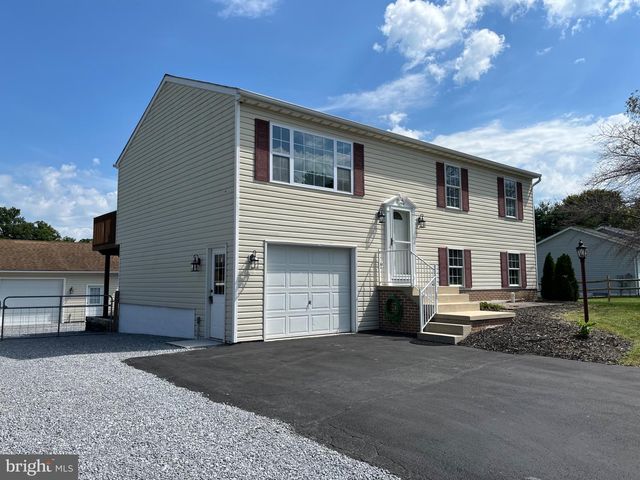 15932 HIBISCUS DR, Hagerstown, MD 21740