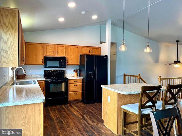15932 HIBISCUS DR, Hagerstown, MD 21740