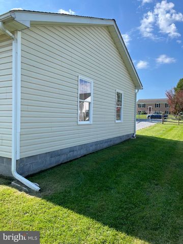 15932 HIBISCUS DR, Hagerstown, MD 21740