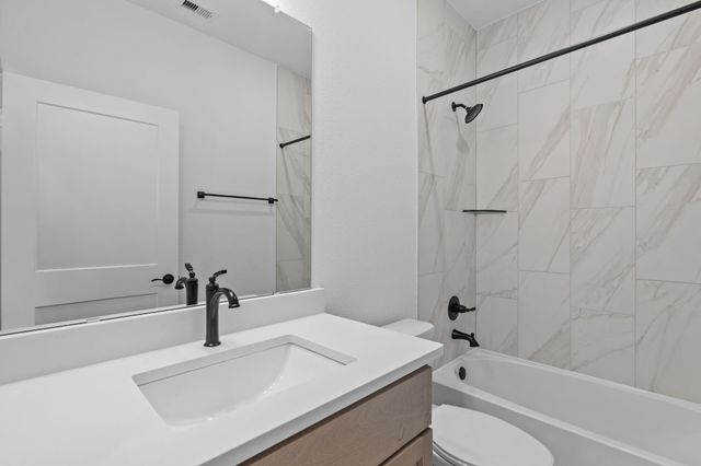 224 Sandhill Grove Trail, Waller, TX 77447