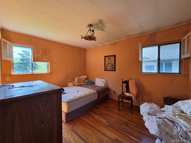 291 Concord Avenue, Oceanside, NY 11572