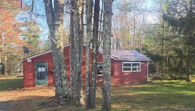 12 Casey Lane, Wurtsboro, NY 12790