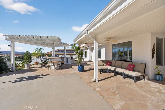 14029 Dove Canyon Drive, Riverside, CA 92503