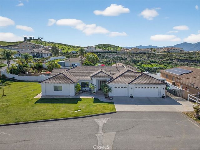 14029 Dove Canyon Drive, Riverside, CA 92503