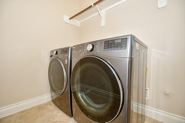 1215 Pendergrass Trail, Sugar Land, TX 77479