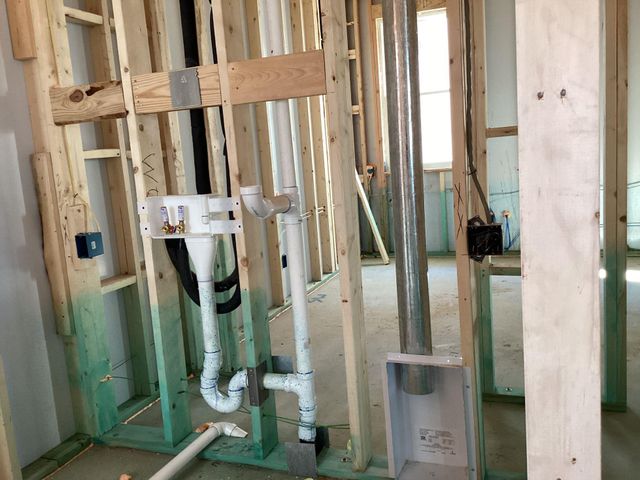 121 Clover BND, Liberty Hill, TX 78642