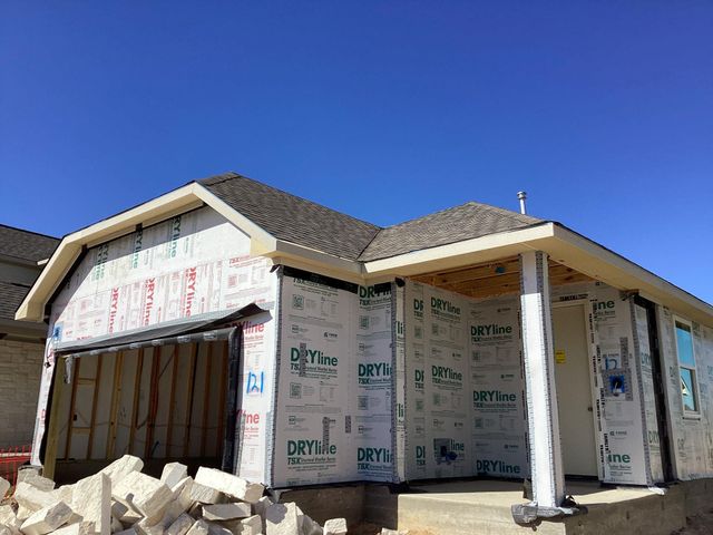 121 Clover BND, Liberty Hill, TX 78642