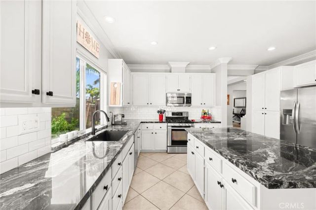 28602 Windridge Drive, Menifee, CA 92584