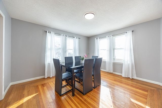 1 Elizabeth St, Taunton, MA 02780