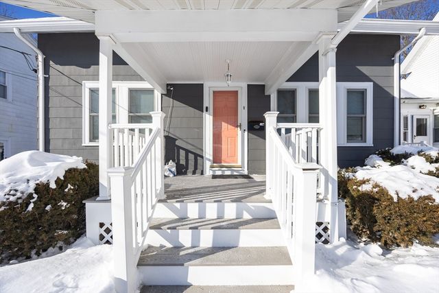 1 Elizabeth St, Taunton, MA 02780