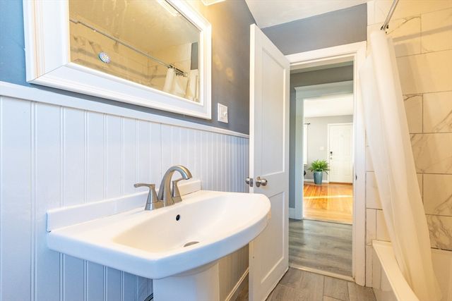 1 Elizabeth St, Taunton, MA 02780