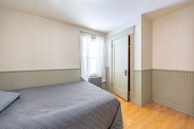 1 Elizabeth St, Taunton, MA 02780